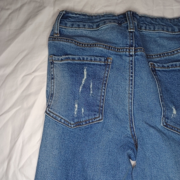 Altar'd State distressed skinny jeans - Picture 10 of 10